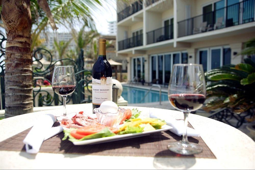 The Sea Lord Hotel & Suites (Adults Only) Lauderdale-by-the-Sea ภายนอก รูปภาพ