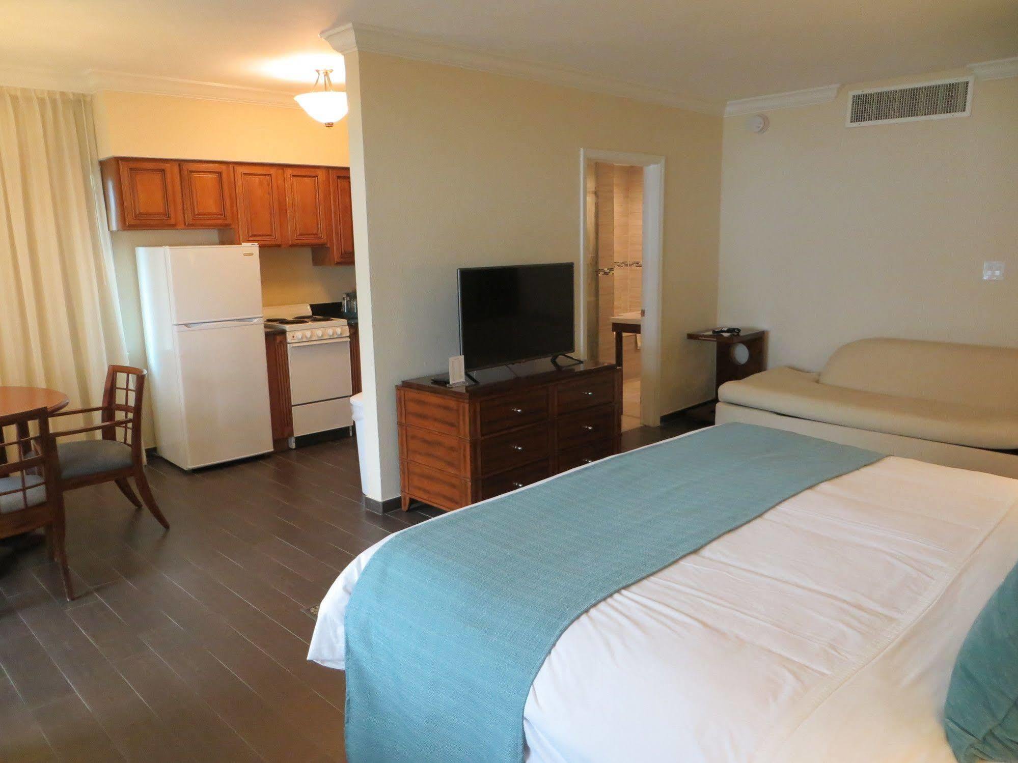 The Sea Lord Hotel & Suites (Adults Only) Lauderdale-by-the-Sea ภายนอก รูปภาพ