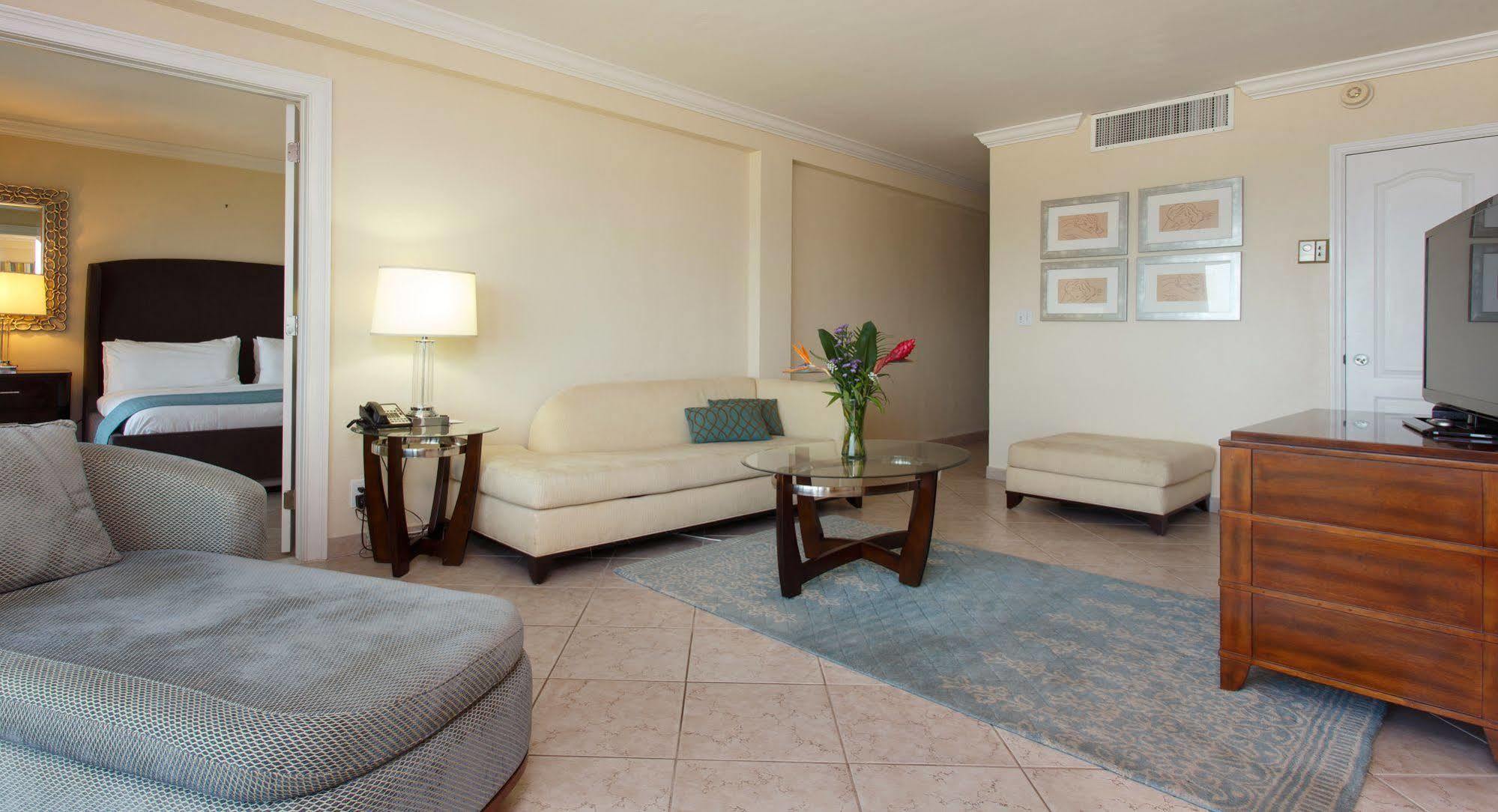 The Sea Lord Hotel & Suites (Adults Only) Lauderdale-by-the-Sea ภายนอก รูปภาพ