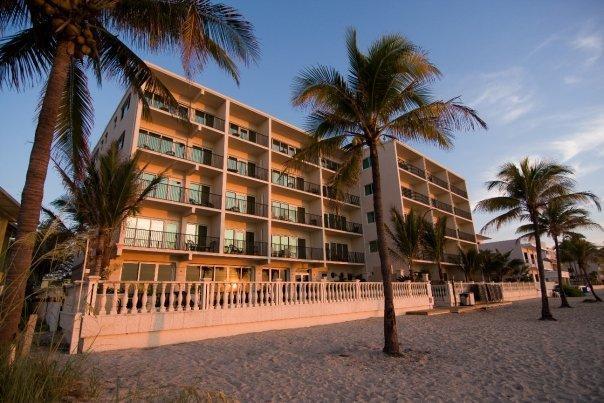 The Sea Lord Hotel & Suites (Adults Only) Lauderdale-by-the-Sea ภายนอก รูปภาพ